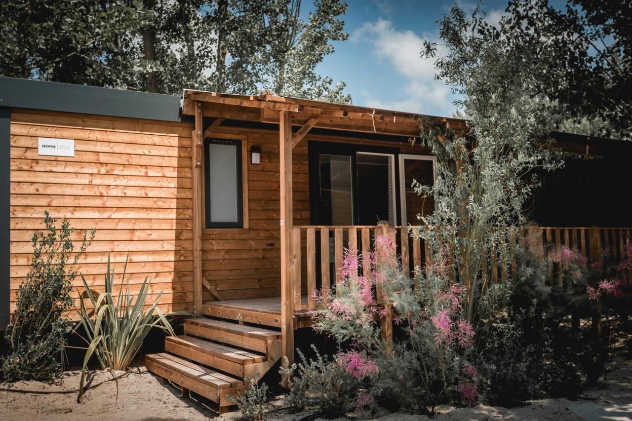 Nova Lodges Grimaud Exterior photo